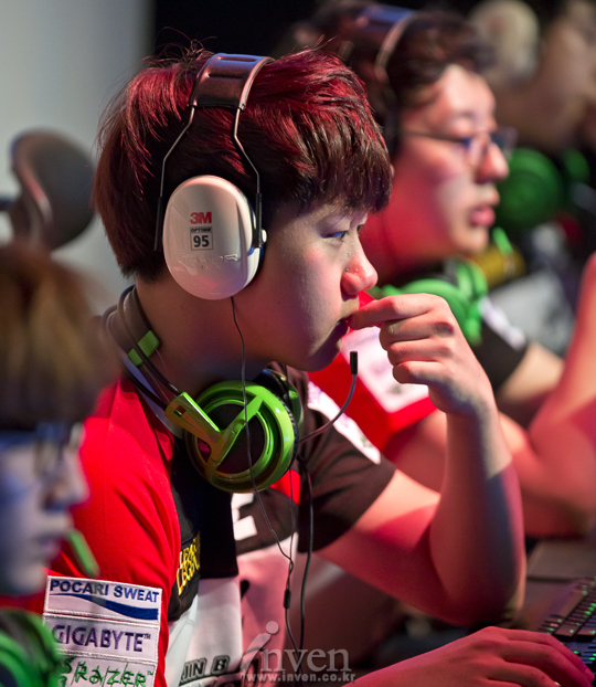 九游体育-包含Karsa新星突破纪录表现惊艳，SKT未来可期！的词条