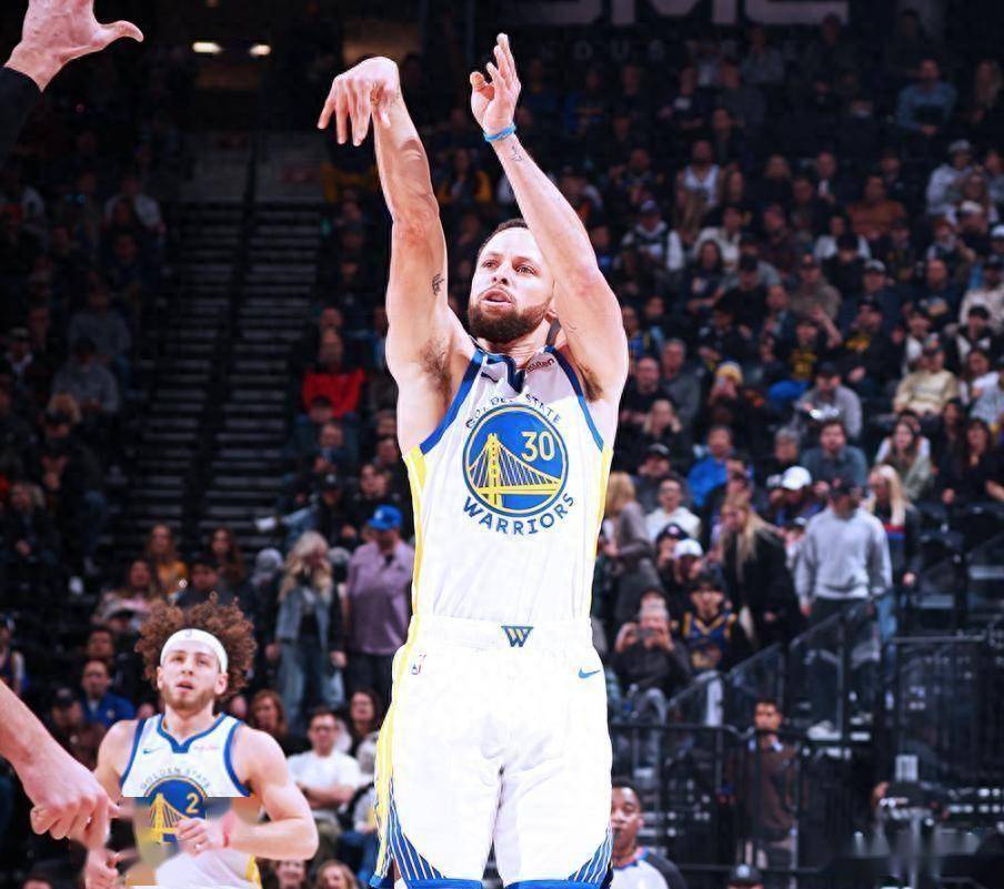 九游娱乐-库里连续五场比赛得分超过赛事规则更新，澳大利亚队挑战极限！的简单介绍